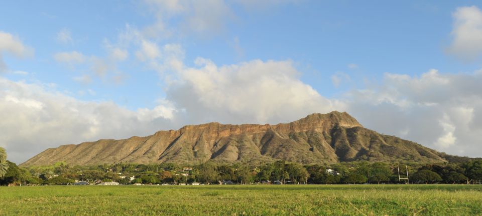 Oahu: Honolulu to (1st) Diamond Head Shuttle with Malasada - Why a 5 AM Diamond Head start changes the whole hike
