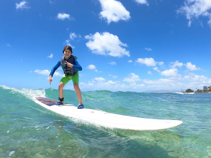 Oahu: Kids Surfing Lesson in Waikiki Beach (up to 12) - 1-to-1 coaching that actually adapts to nervous kids