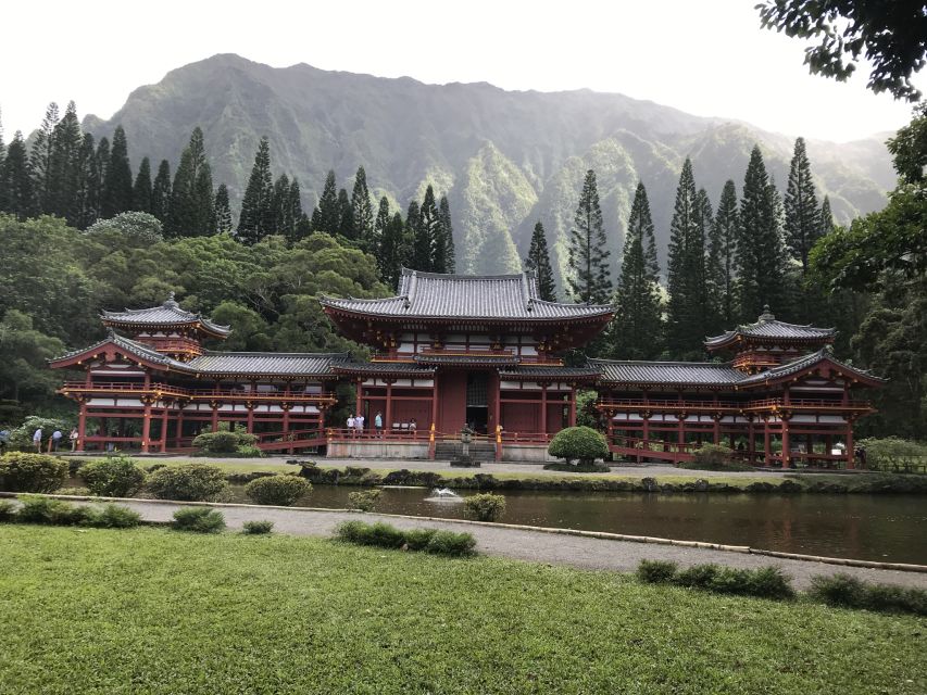 Oahu: Manoa Falls Hike and east side beach day - Manoa Falls: the rainforest hike and that 300-foot payoff