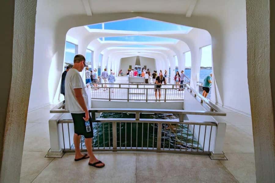 Oahu: Pearl Harbor and Historic Honolulu Half Day - Visitor Center Time: Where the Morning Gets Meaning