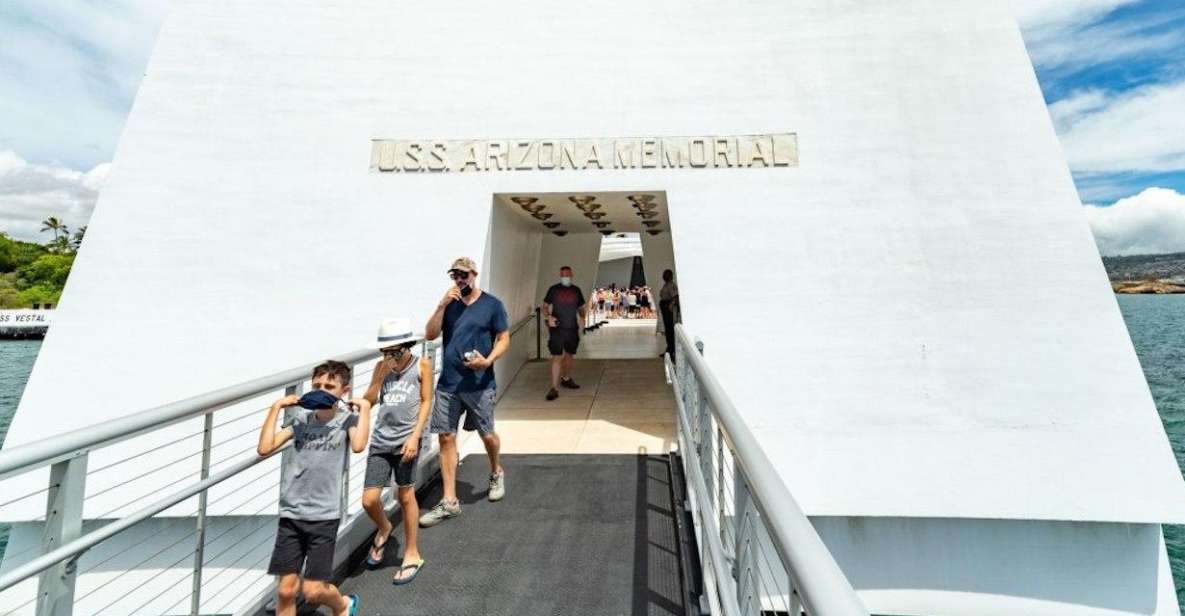 Oahu: Pearl Harbor Battleships Group Tour - USS Arizona Memorial by boat: the moment that slows everything down
