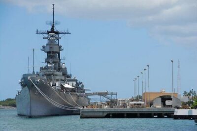 Oahu: Pearl Harbor Complete Experience Passport - USS Arizona Memorial: How the Included Boat Ride Fits in