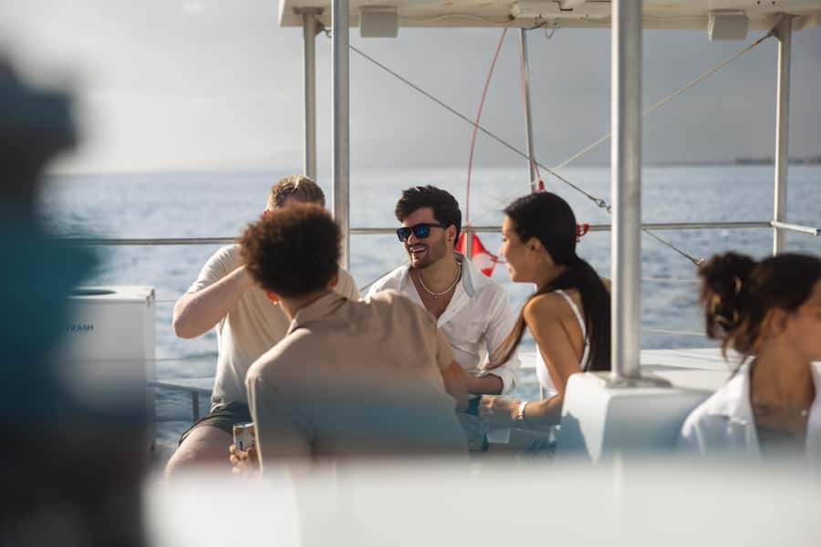 Oahu: Sunset Sail Cruise in Waikiki - Key things to know before you step aboard