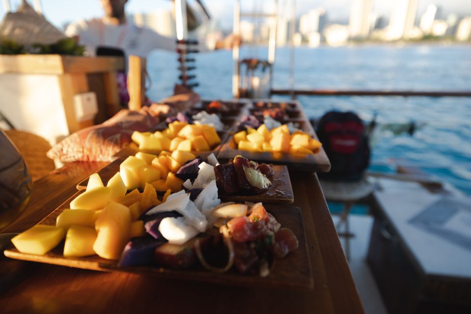 Oahu: Traditional Canoe Sunset Cruise with Dinner - Key things to know before you go