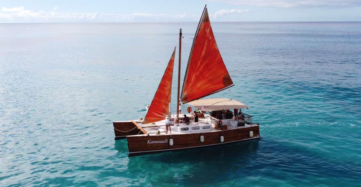 Oahu: Traditional Canoe Sunset Cruise with Dinner - The real start: oli chant, history through songs, and a sail past Waikiki’s landmarks