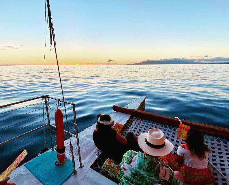 Oahu: Traditional Canoe Sunset Cruise with Dinner - Dinner on the water: what the food experience actually feels like