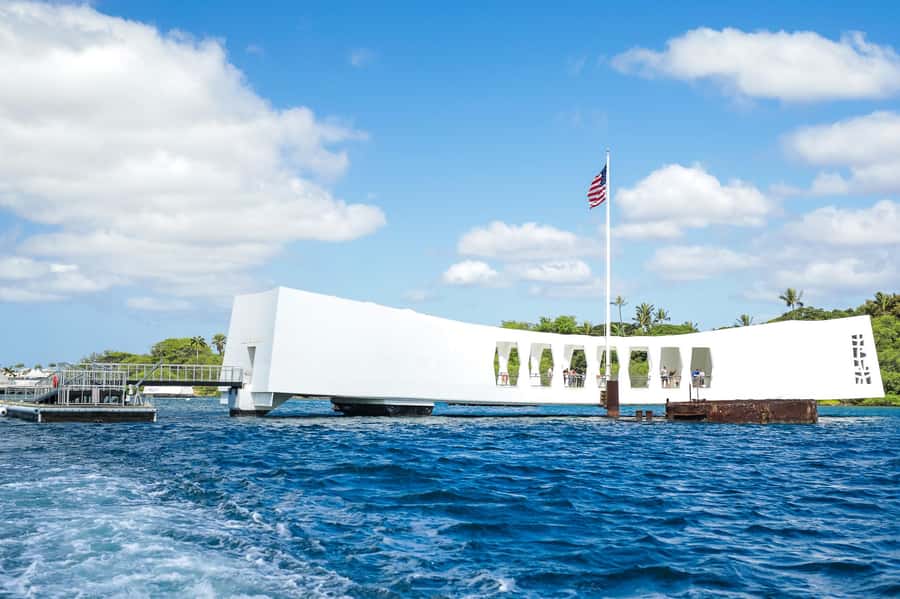 Oahu: Ultimate Pearl Harbor and Circle Island Tour - Pearl Harbor and Valor in the Pacific: the morning that changes your perspective