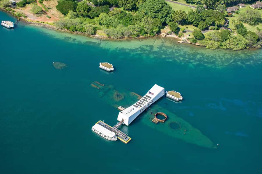 Oahu: USS Arizona Memorial and City Highlights Tour - Visitor Center Time: Museums, Film, and Where the Mood Builds