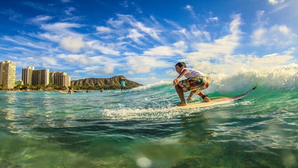 Oahu: Waikiki Beginner Private Surf Lesson- Female Guide - Why a female, private guide is more than a marketing detail