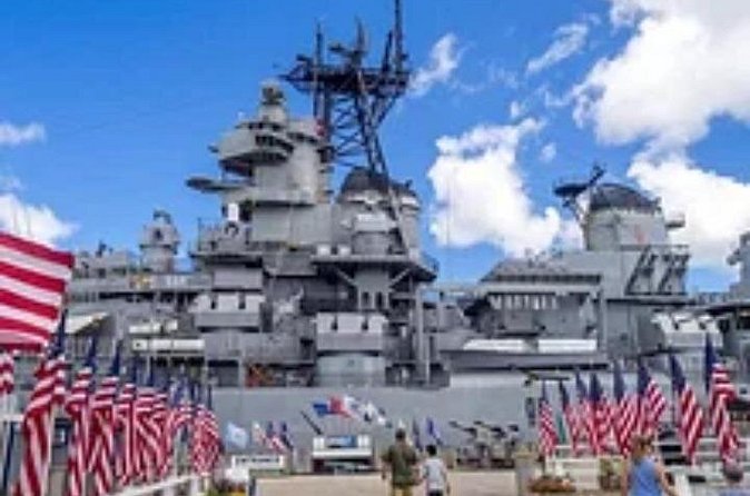 Pearl Harbor Arizona & Missouri tour from HNL Airport - How far in advance you should book (based on demand patterns)