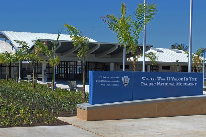 Pearl Harbor Self-Guided Multimedia and Virtual Reality Tours - Getting started at the Pearl Harbor Historic Sites Visitor Center