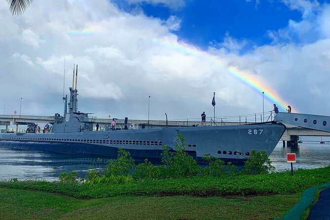 Pearl Harbor Tour Arizona Memorial and USS Bowfin - Timing Tips That Improve Your Experience