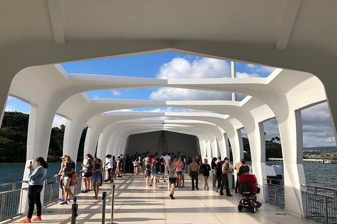 Pearl Harbor USS Arizona and USS Missouri "Private" - Punchbowl Crater: Extinct Volcanic Cone and a Different Tone