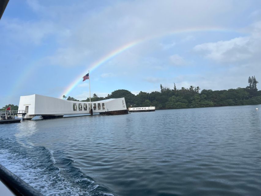 Pearl Harbor's #1 Private VIP Tour -"The Arizona Memorial" - Entering the Visitor Center With a Guided Game Plan