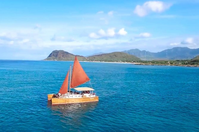 Polynesian Canoe Day Sail - A US Coast Guard–certified Polynesian canoe in Waikiki