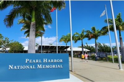 Premier Pearl Harbor and Hawaii Kingdom History Tour - USS Arizona Memorial by Ferry: Film, Boat Ride, and Quiet Time