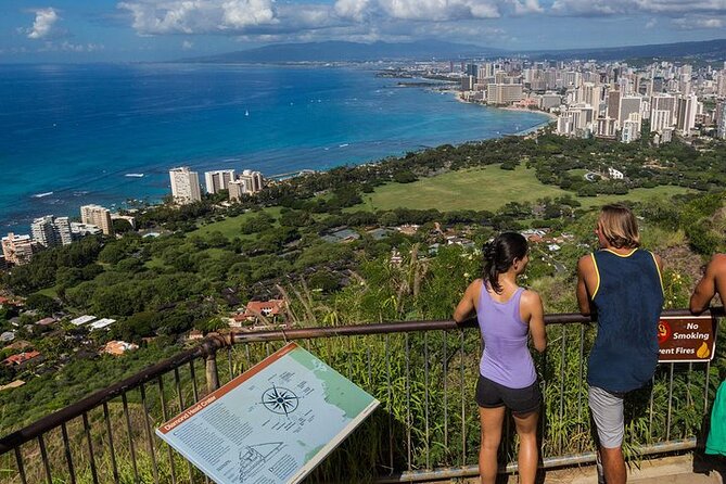 Private Customizable Grand Circle Island Tour on Oahu - South Oahu views: Diamond Head, Halona Blowhole, and Sandy Beach