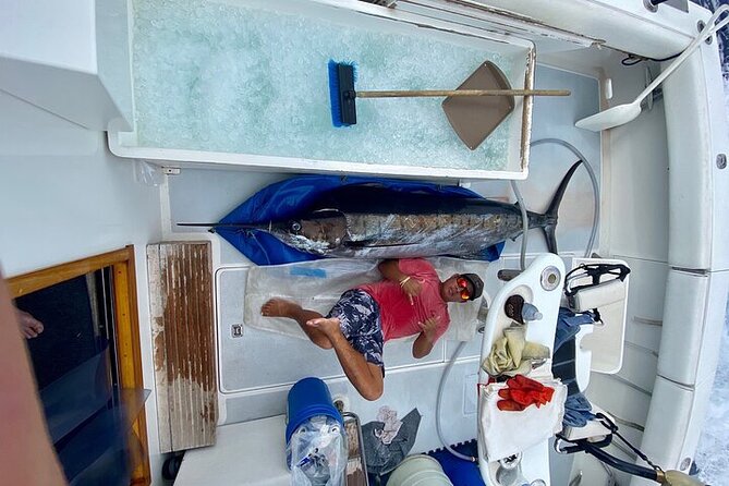 Private Deep Sea Full-Day Fishing Charter in Hawaiian Waters - Gear and food: the included tackle plus your responsibility