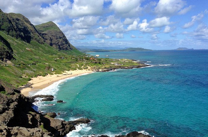 Private Oahu Van Tour - Nu‘uanu Pali: wind, views, and the island’s famous battle site