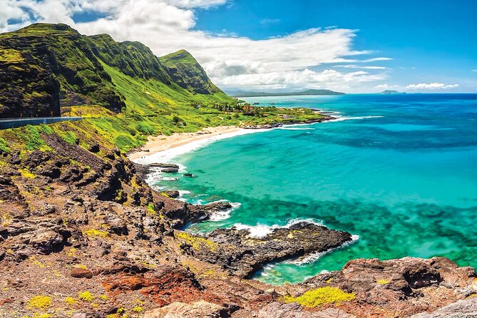 PRIVATE Premium Circle Island Tour (12 Stops) - Makapu‘U Point: a whale-spotting bonus if timing lines up