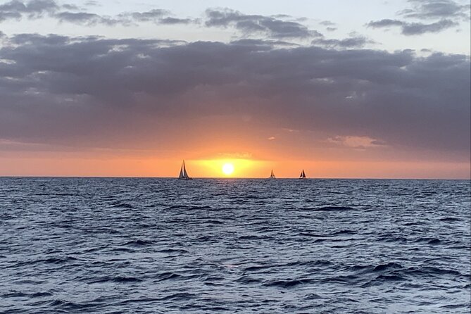 Private Sunset Boat Cruise in Waikiki Honolulu - Diamond Head, lighthouse views, and the timing that makes sunset work