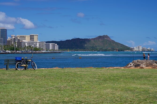 Private Tour Oahu - up to 6 passengers - Customizable - North Shore Stop at Hale‘iwa: Turtle Chances and Surf Views