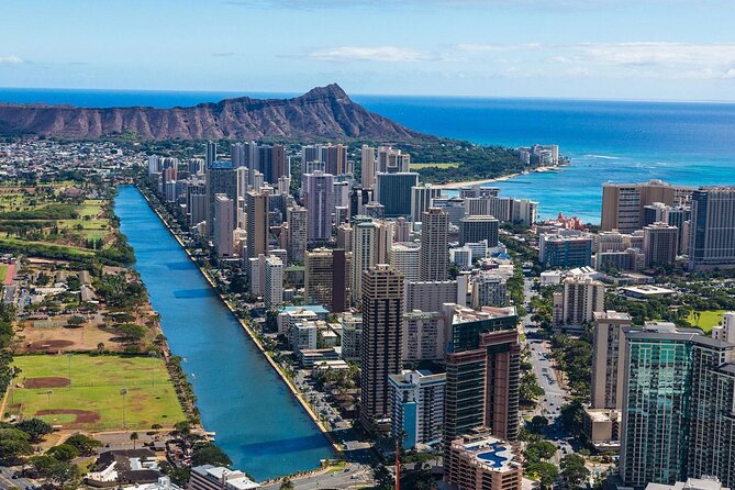 Private Transfer from Honolulu (HLN) Airport to Ko Olina - Finding your driver at Daniel K. Inouye Airport without drama