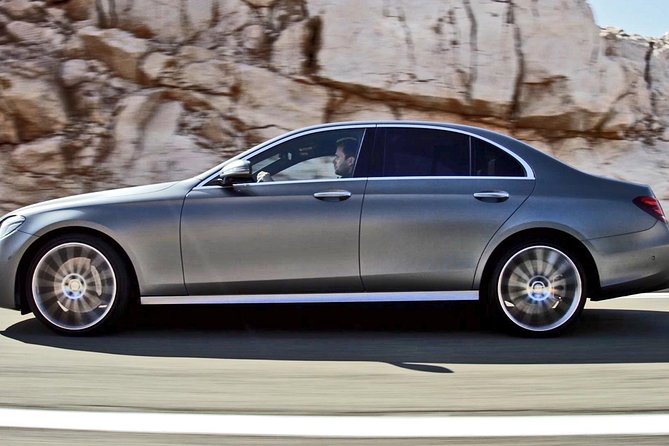 Private Transfer Honolulu Airport HNL to Waikiki by Sedan - Price Check: Is $127.64 Worth It?