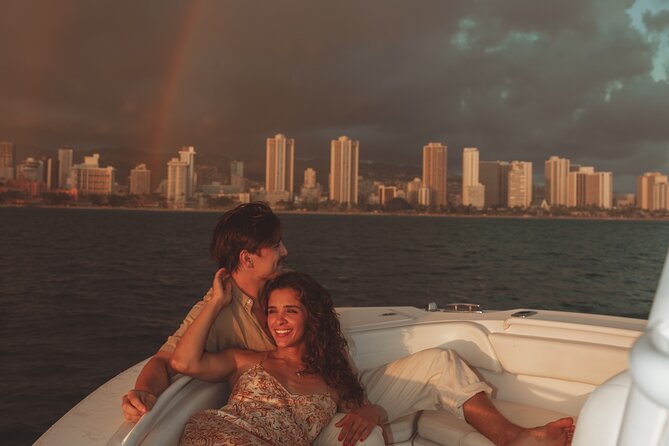 Private Waikiki Sunset Boat Tour: 6 passengers max - What to bring for a better sunset cruise