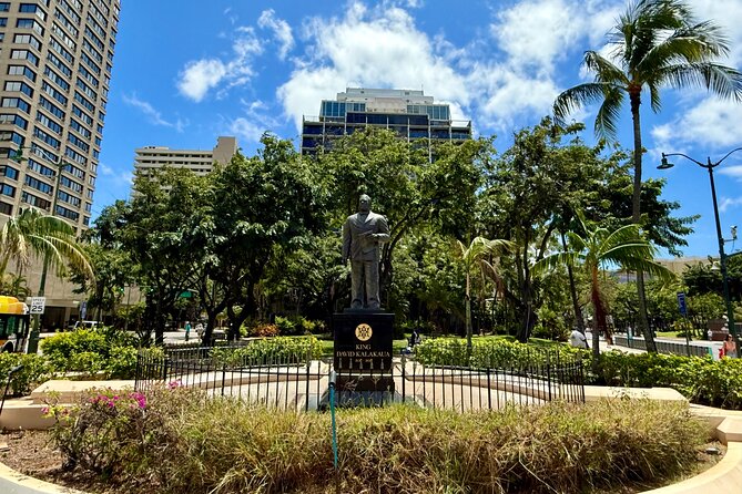 Private Walking Food Tour in Honolulu With Secret Food Tours - Price and Value: Is $370 Per Person Actually Fair?