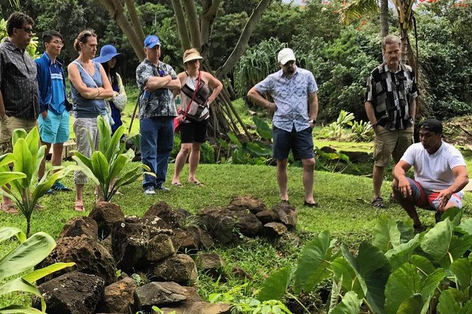 Secret Oahu Hawaii Culture Tour With A Local Guide - Makapuu Beach: Ka Iwi coast views and the lighthouse connection