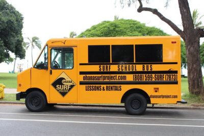 Semi-Private Stand Up Paddle Lesson with Waikiki Courtesy Shuttle - Getting picked up in Waikiki: the yellow bus flow