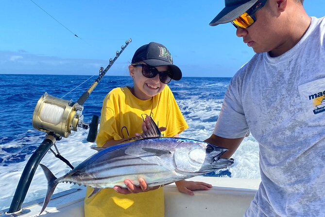 Shared Deep Sea Full-Day Fishing Charter in Hawaiian Waters - How the Day Flows on the Water