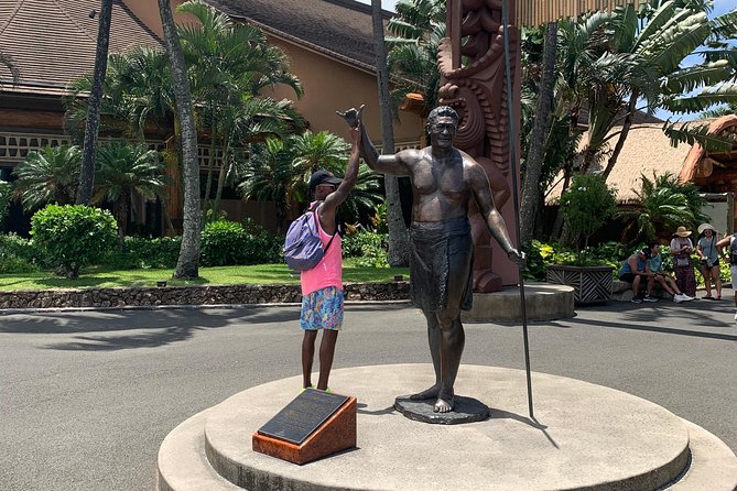 Small Group-Oahu Tour, Dole Plantation, Northshore, Sunset Beach - Haleiwa’s old-town vibe: shops, country charm, and a shave ice mission