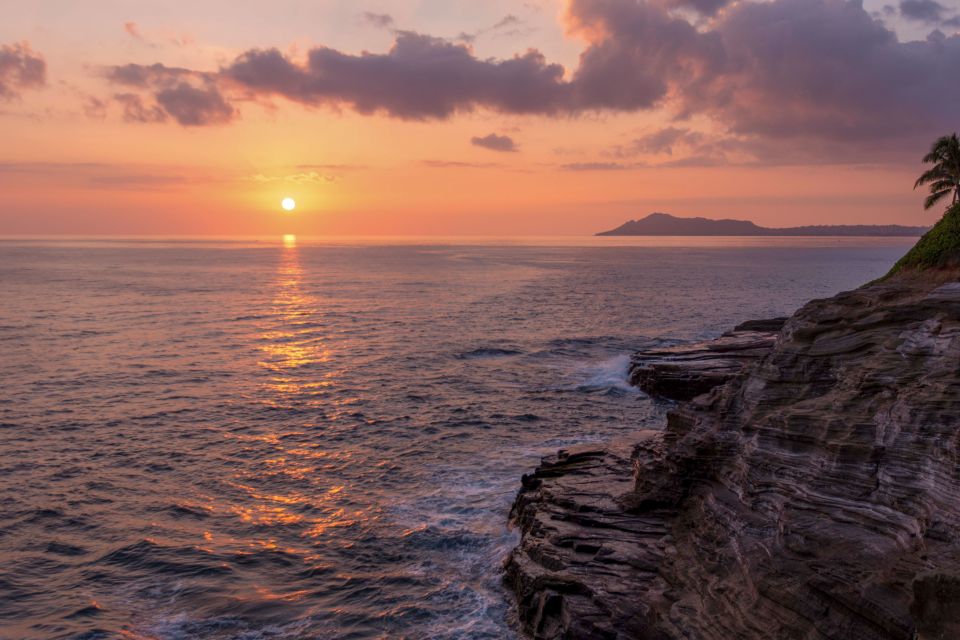 Small Group Tour of Honolulu Scenic Vistas with Sunset - The Viewpoint Start: Panorama Tips Above Honolulu