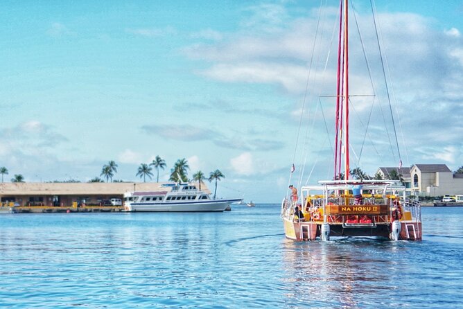 South Shore Open Sail from Kewalo Harbor Including Drinks - Kaka’ako to Waikīkī: Diamond Head in view the whole ride