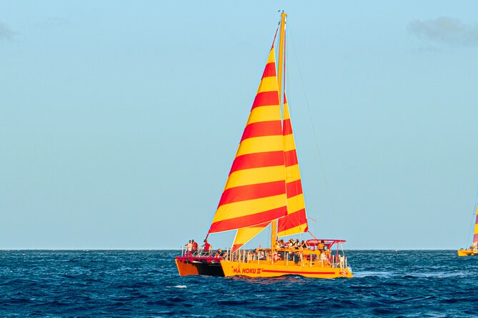 South Shore Open Sail from Kewalo Harbor Including Drinks - Space, photos, and that chill deck time