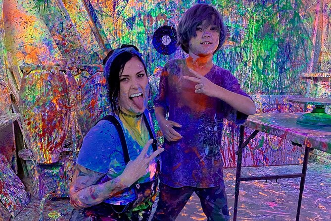 Splatter Art Paint Studio Experience in Hawaii - Where to meet in Honolulu and how to plan your day
