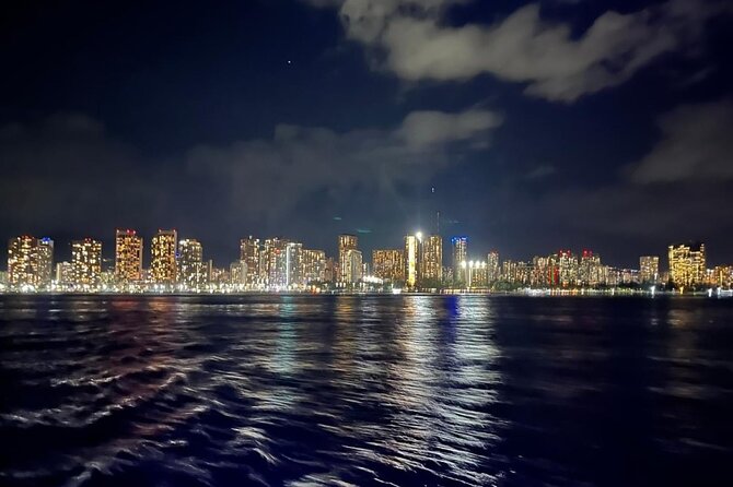 Sunset Cruise along Waikiki Coastline - Comfort tips that actually matter on Waikiki at sunset