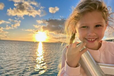 Sunset Cruise Waikiki - Golden Hour Cocktail Cruise - Diamond Head Lighthouse from Sea: the first stop that feels instantly different