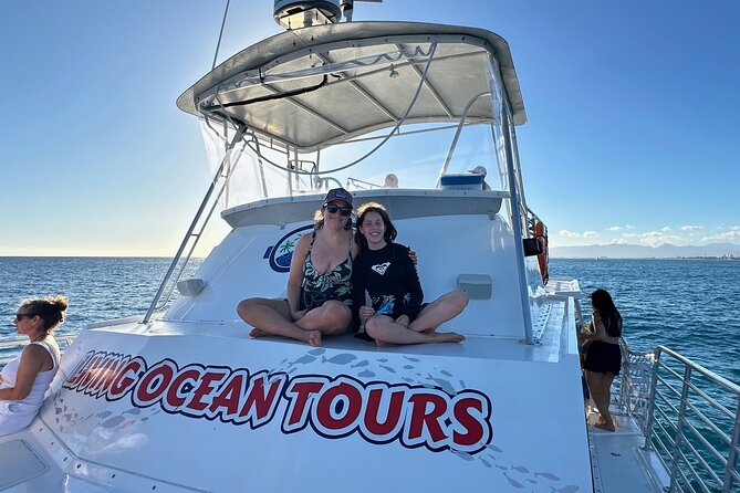 Sunset Cruise Waikiki - Golden Hour Cocktail Cruise - Crew quality: why it makes the sunset feel smoother