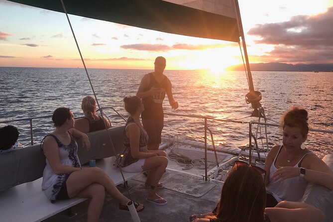 Sunset Sail Experience by Catamaran in Waikiki - Key highlights at a glance