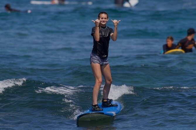 Surf lessons for beginners in Waikiki - Logistics and Reliability: A Smart Way to Reduce Risk