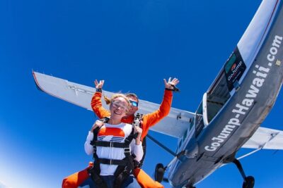 Tandem Skydiving with GoJump in Hawaii - Oahu’s North Shore From Above: The View During Freefall and Glide