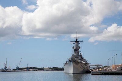 VIP tour to Pearl Harbor Arizona Memorial - USS Arizona Memorial: The Boat Ride and the Quiet Time
