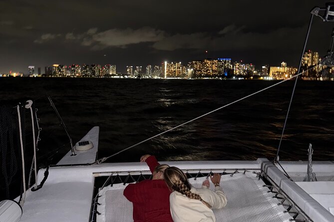 Waikiki Beach Catamaran Friday Night Fireworks Tour - Who this Waikiki catamaran fireworks tour fits best