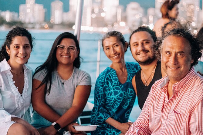 Waikiki Friday Night Fireworks Cruise + Fireworks Festival 3/15 - Stop 2: Diamond Head (Lē‘ahi) from the Water