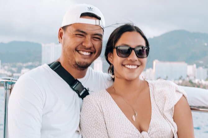 Waikiki Friday Night Fireworks Cruise + Fireworks Festival 3/15 - Stop 4: Cruising Oahu on the Way Back