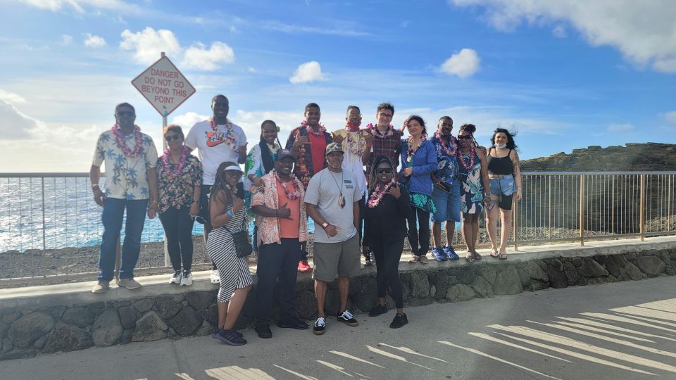 Waikiki: Oahu In a Day Circle Island Tour - Waimea Botanical Garden and waterfall: the $25 cash decision