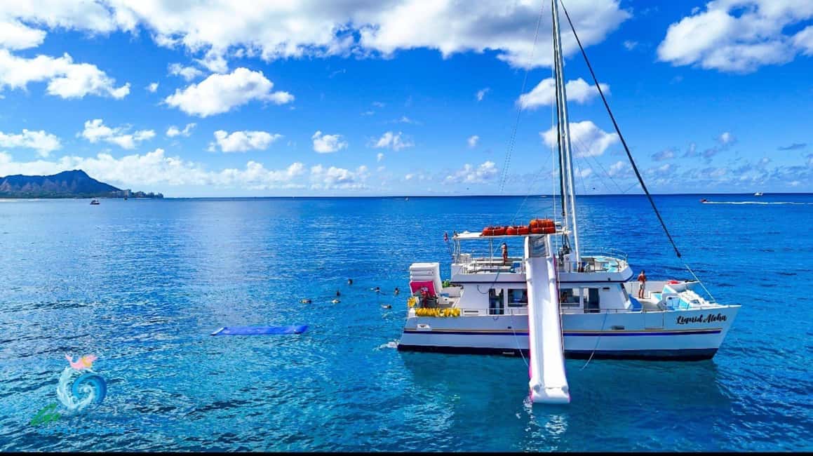 Waikiki Turtle Snorkel Adventure - The 55-Foot Double-Decker Catamaran: Comfort Counts